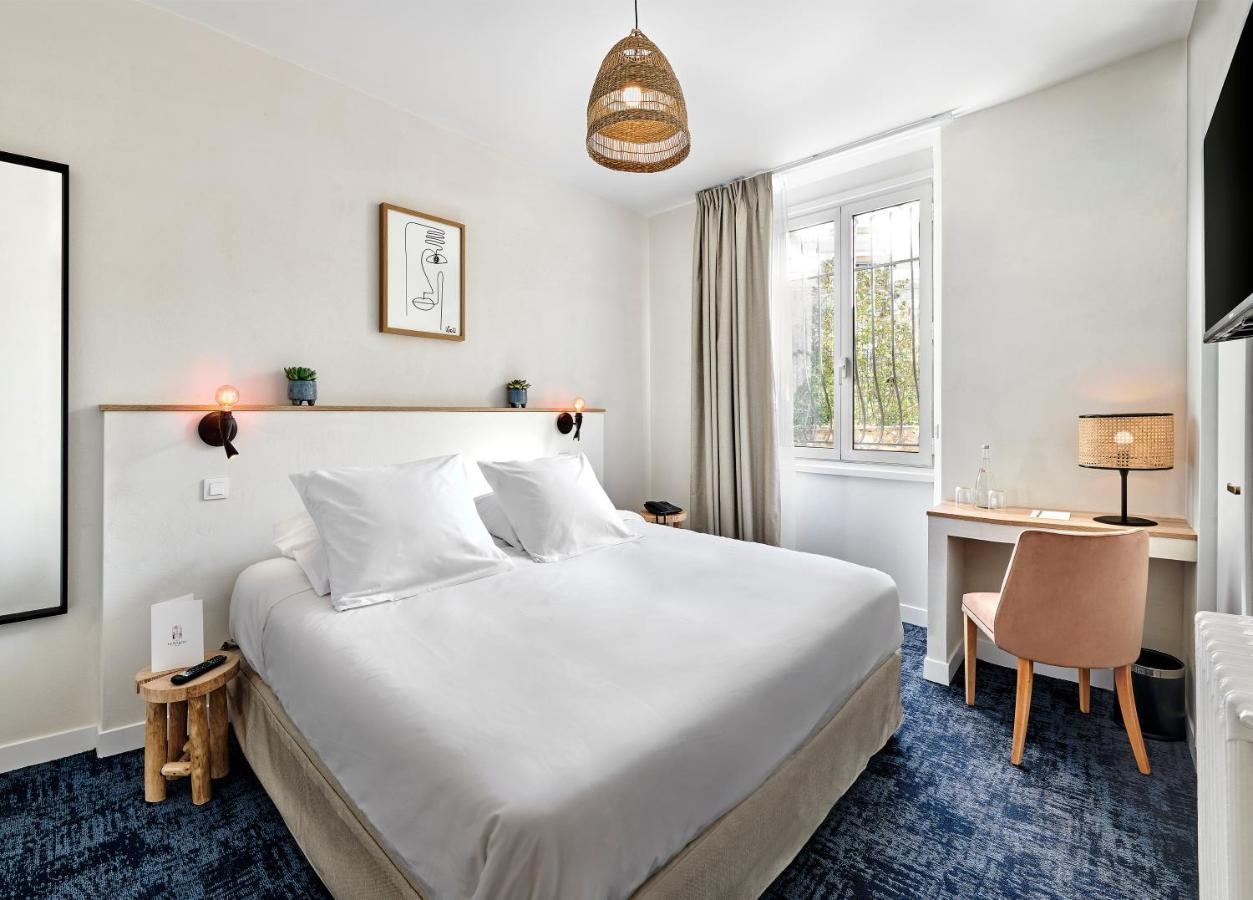 Hotel Le Suquet Канны Экстерьер фото
